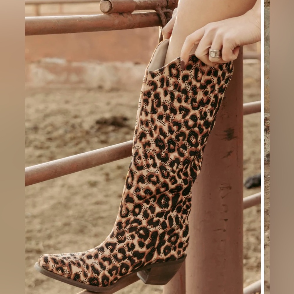 On the Prowl Leopard print boots!